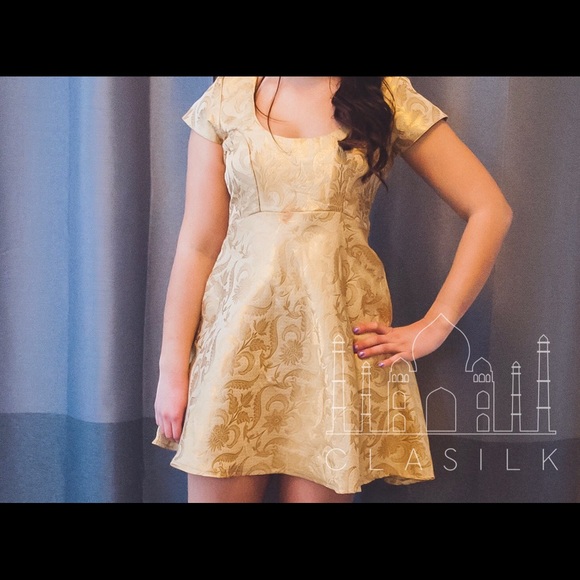 Hand Crafted Golden Dress - Picture 2 of 2